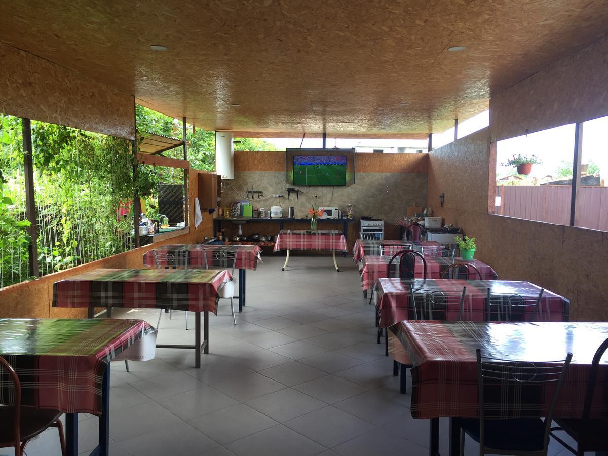 Dionisy Guest House Pizunda Esterno foto