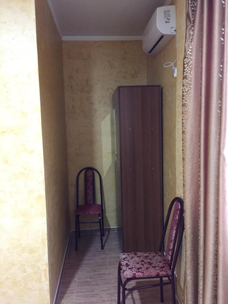 Dionisy Guest House Pizunda Esterno foto