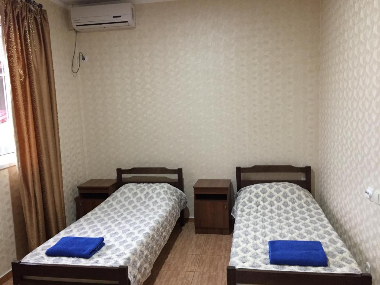 Dionisy Guest House Pizunda Esterno foto